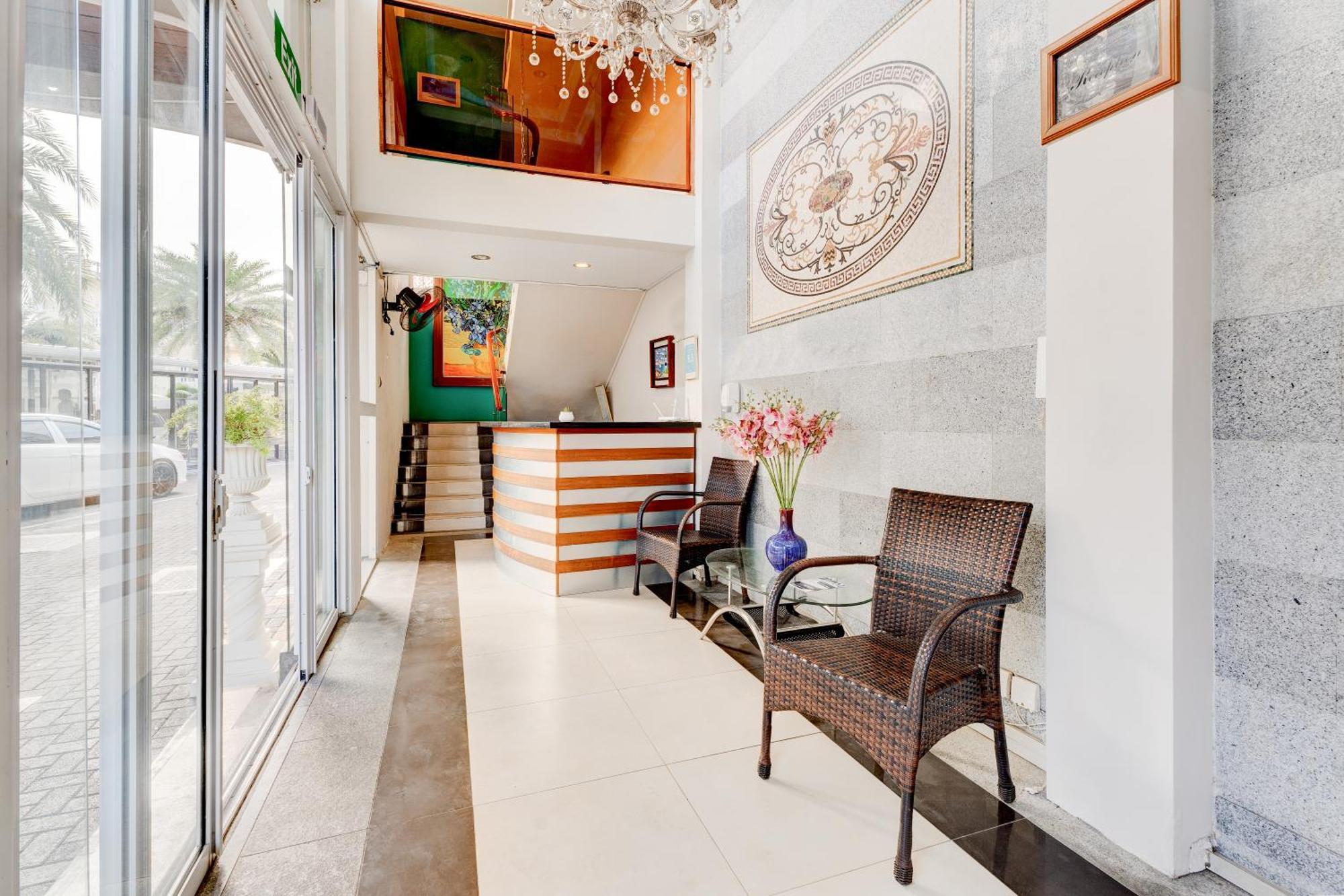 Pereybere Apartment With Breakfast And Private Balcony Pereybere Beach Exterior photo